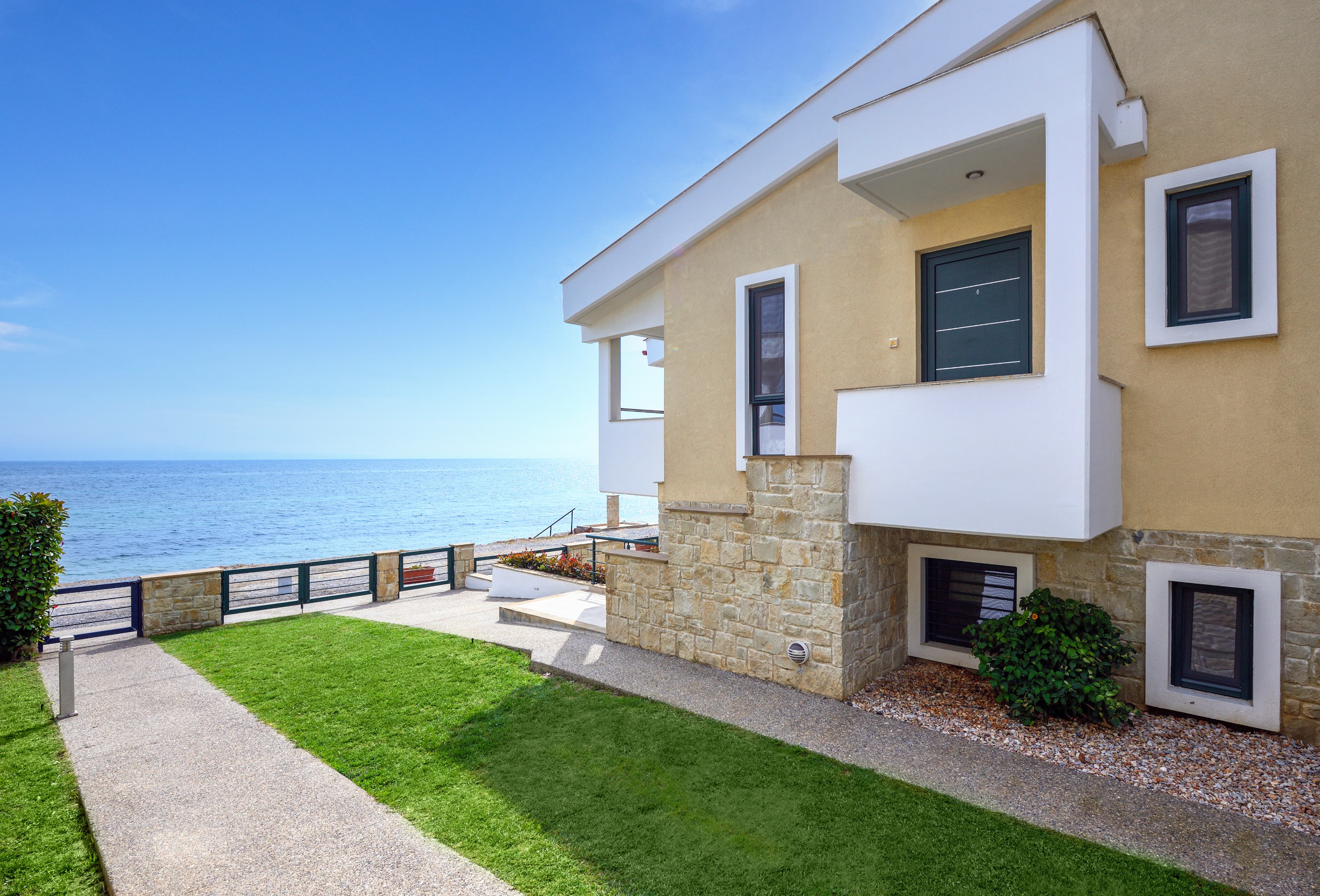 Modern, comfortable and self-sufficient apartments