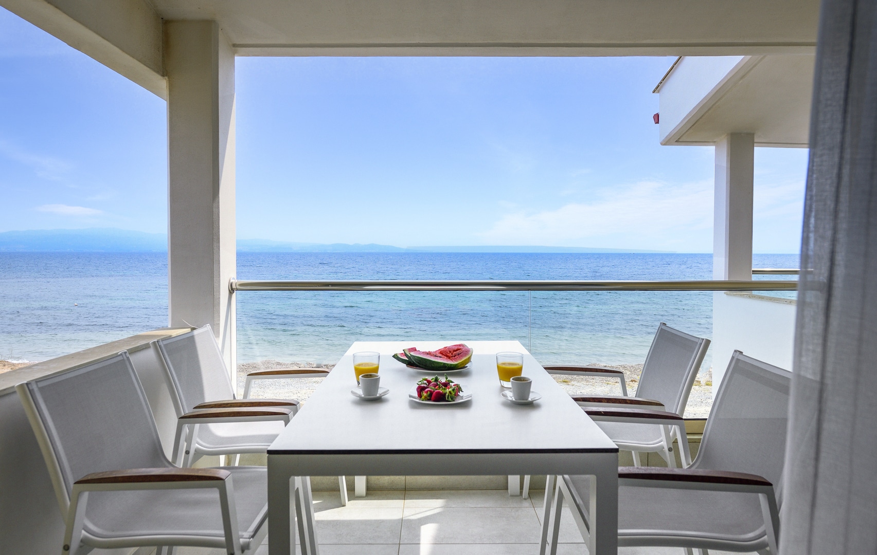 Apartment with Sea View - 1st Floor