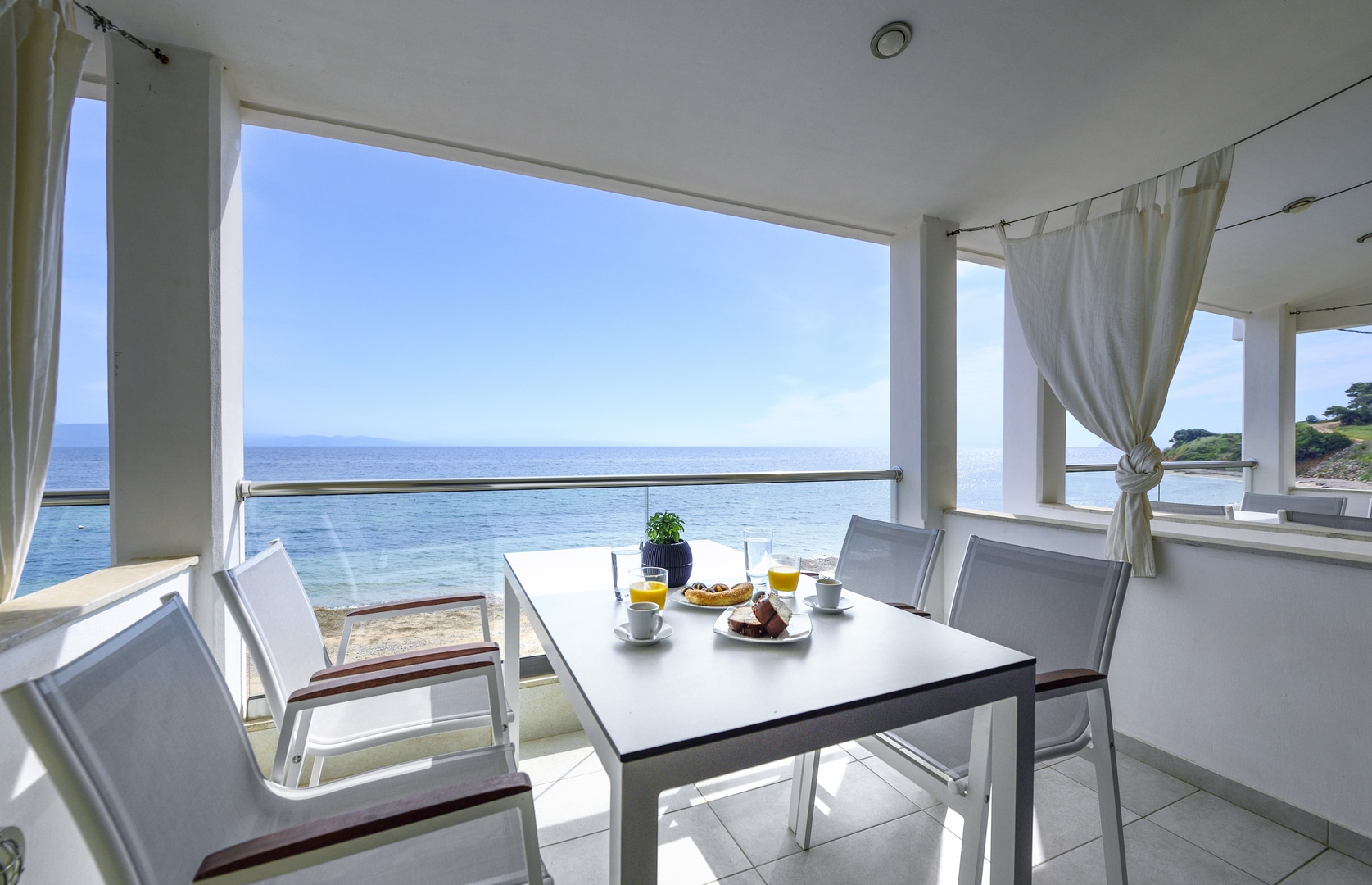 Studio with Sea View – 1st Floor